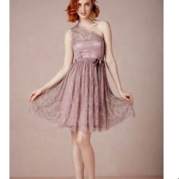 Va et Vien Ariel BHLDN Anthro mauve lace one shoulder dress NWT